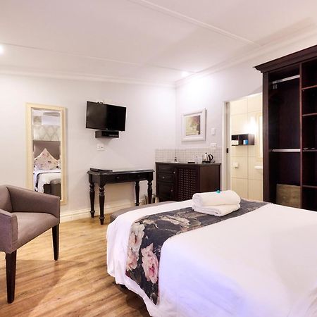 Postmasburg D Olive Rose Boutique Hotel Bagian luar foto
