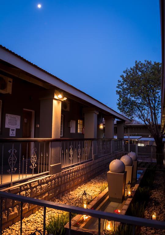 Postmasburg D Olive Rose Boutique Hotel Bagian luar foto